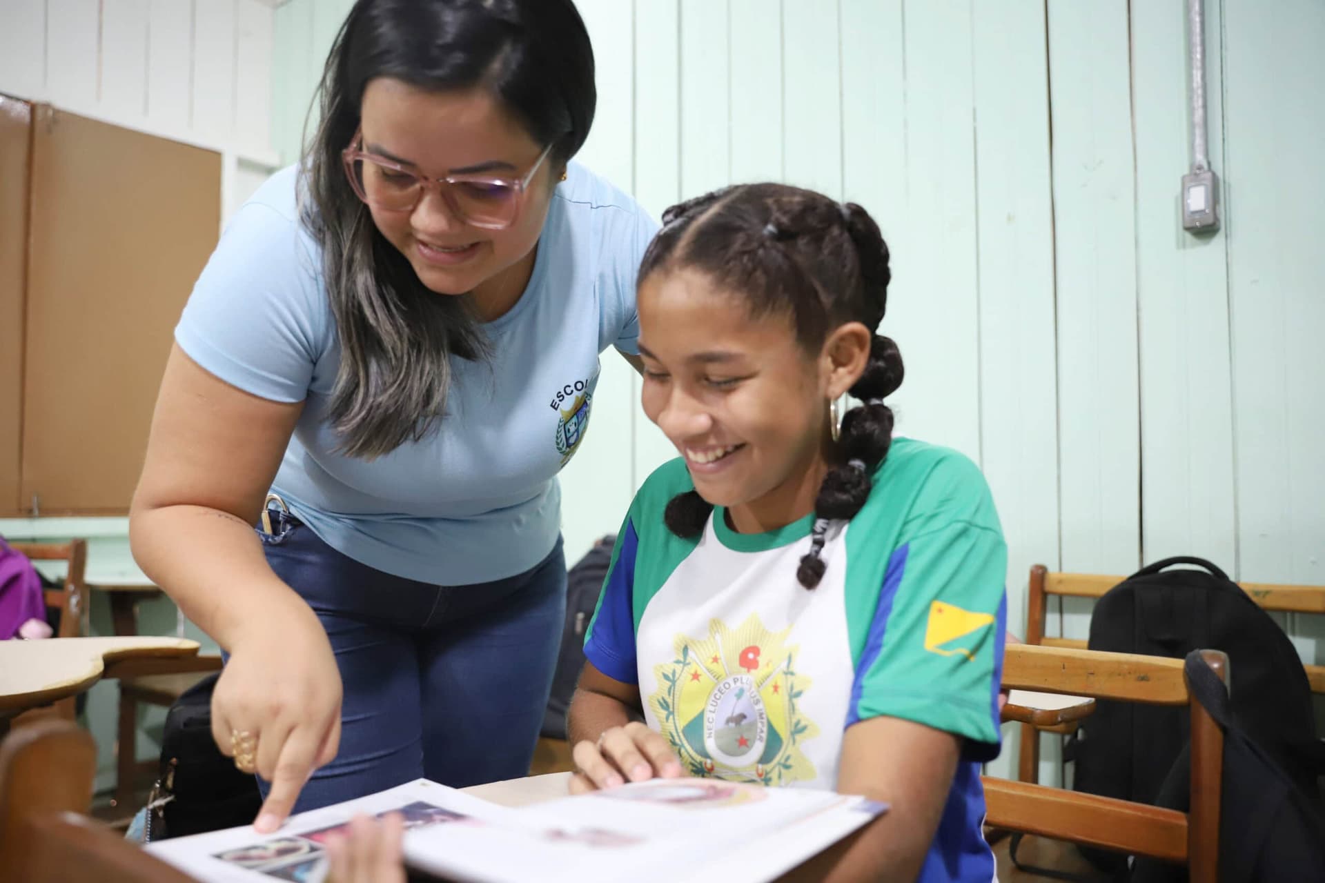 Com 46 mil inscritos, governo do Acre realiza o concurso público da Educação neste domingo