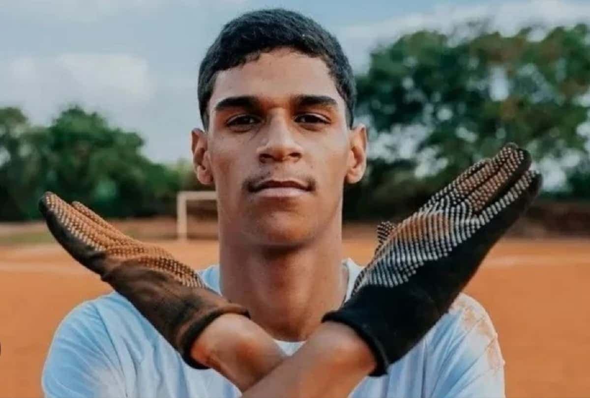 Absurdo: Luva de Pedreiro faz vaquinha para pagar DÍVIDA gigantesca