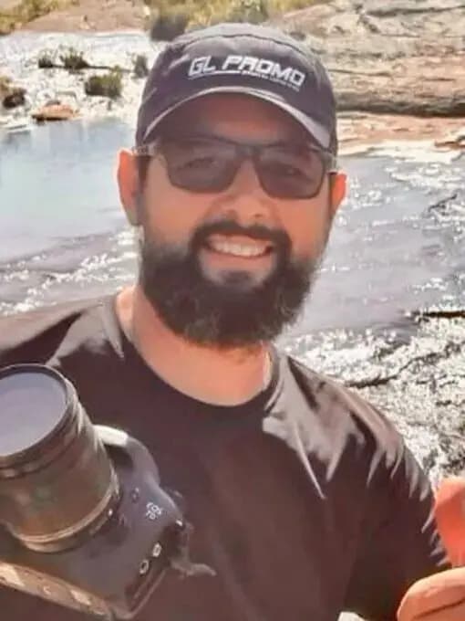 Fotógrafo morre após sofrer descarga elétrica em área de mata fechada no PR