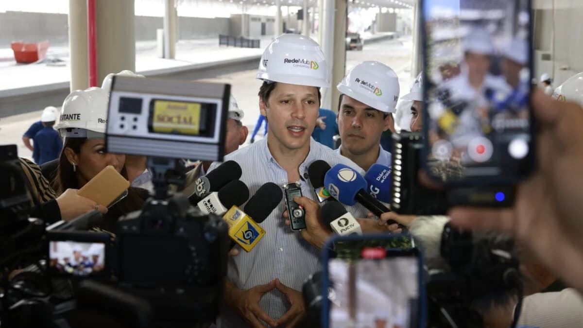Terminal Praça da Bíblia terá nova estrutura até setembro, anuncia Daniel Vilela