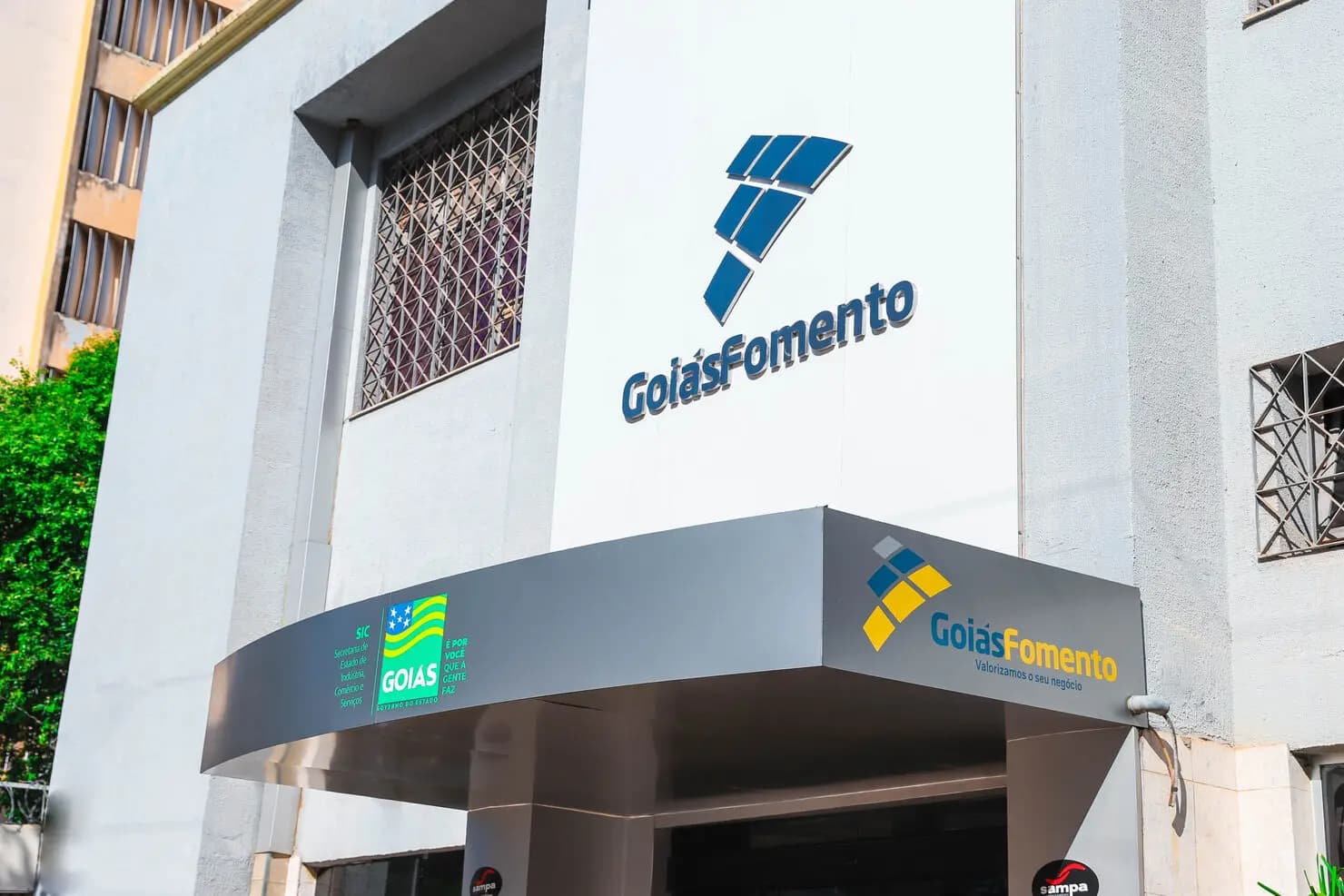 GoiásFomento abre concurso após 23 anos com salários de até R$ 6,8 mil