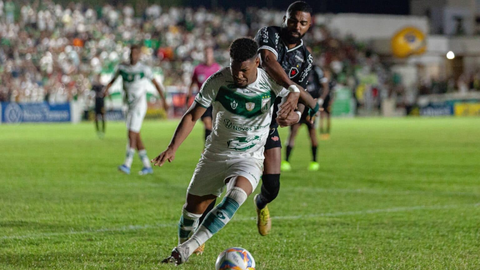 Sousa vence o Botafogo-PB e larga na frente na final do Campeonato Paraibano