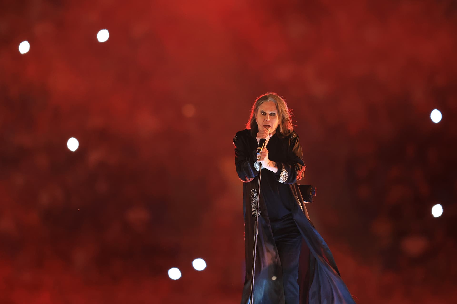 Como assistir ao último show de Ozzy Osbourne ao vivo e online