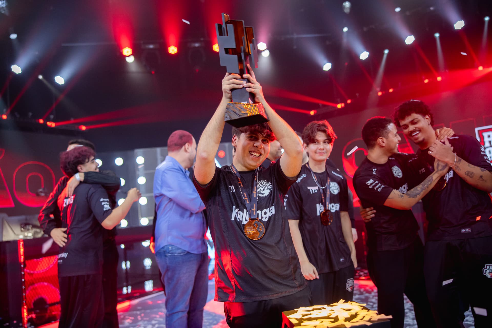 LoL: Kaze comenta após título da RED: “Sabia que iria ser o melhor mid do campenato”